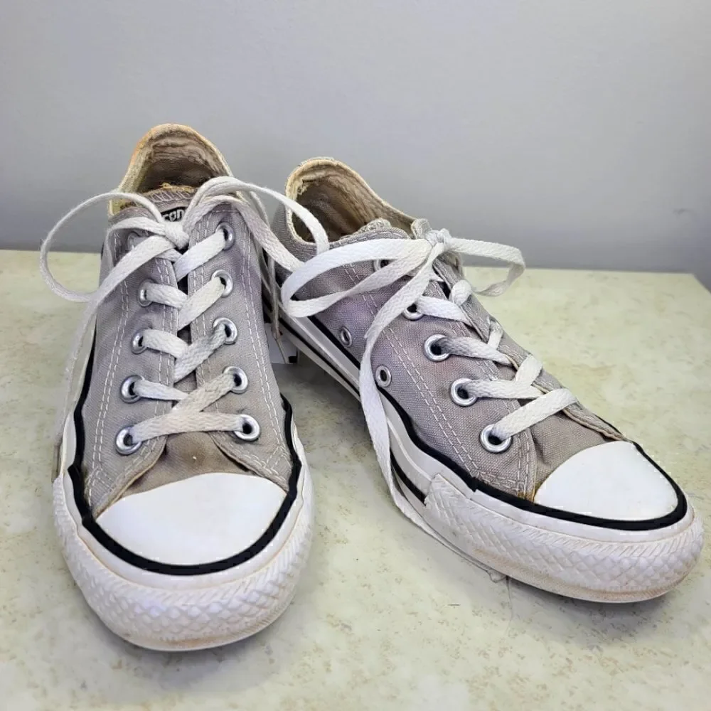 Converse Light Gray Low M4W6